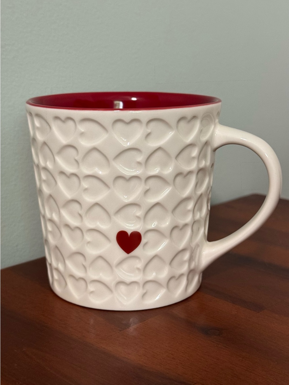 Vintage 2007 Starbucks Valentine's Day Etched Hearts 16oz Mug NWT in White & Red
